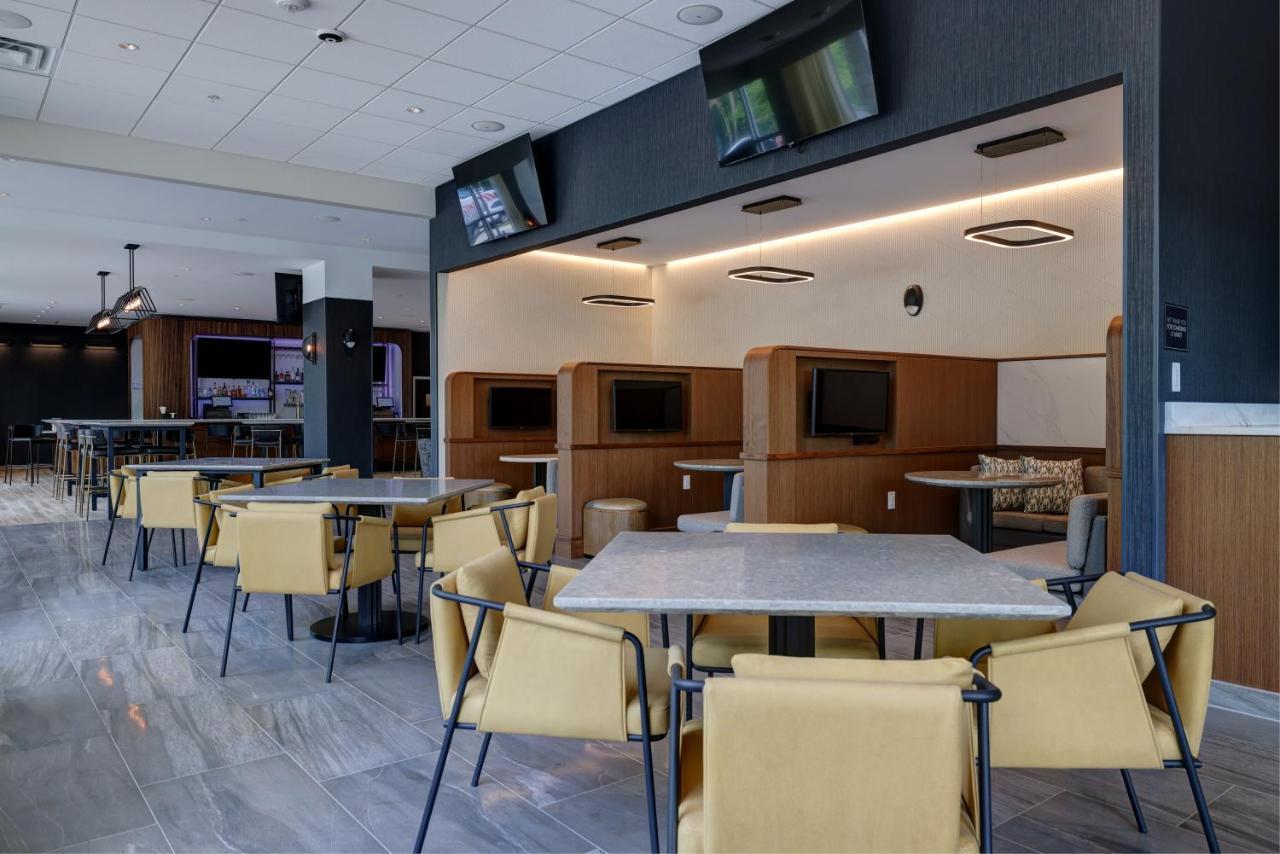 Courtyard By Marriott Iowa City University Heights Kültér fotó