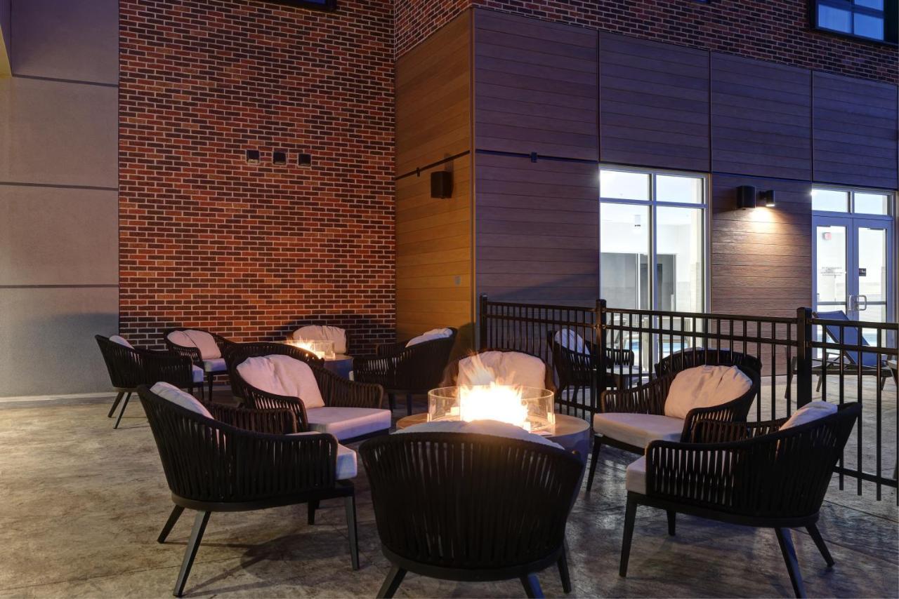 Courtyard By Marriott Iowa City University Heights Kültér fotó