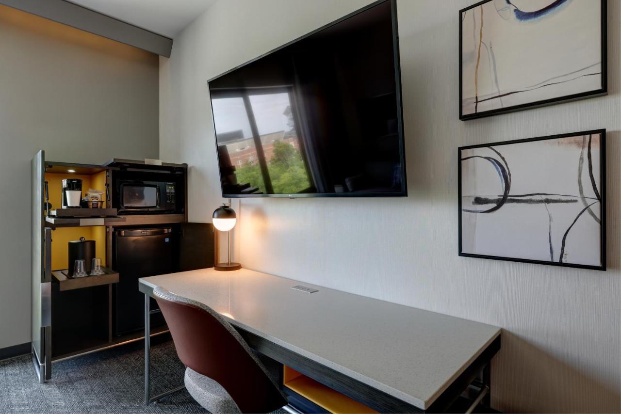 Courtyard By Marriott Iowa City University Heights Kültér fotó