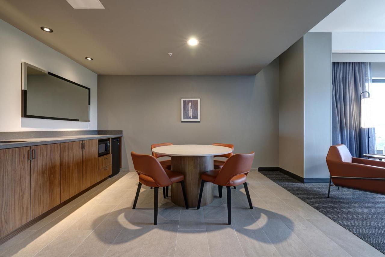 Courtyard By Marriott Iowa City University Heights Kültér fotó