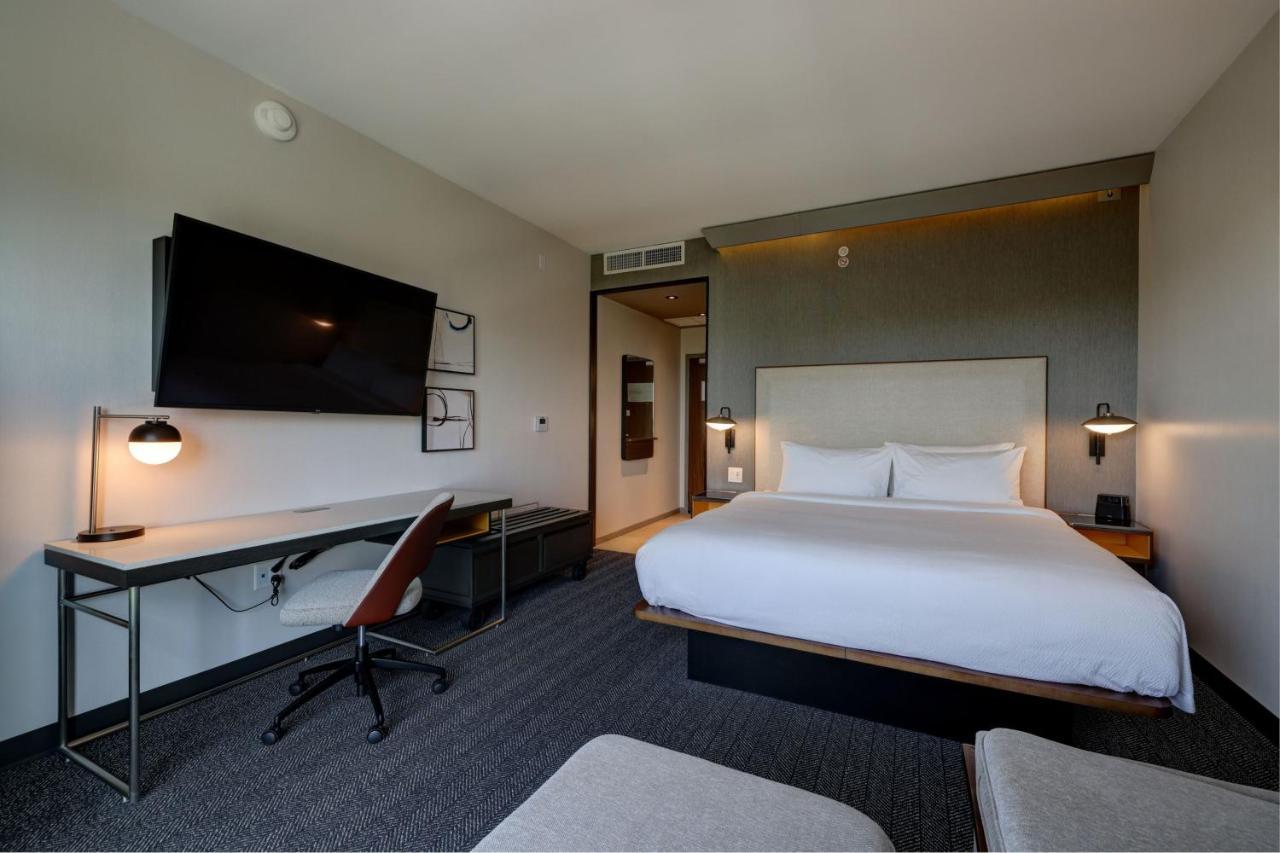 Courtyard By Marriott Iowa City University Heights Kültér fotó